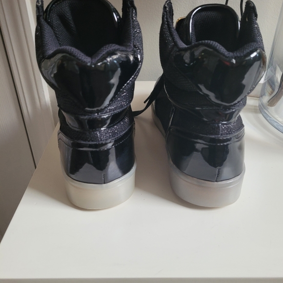 BeBe Sport High Top sneakers faux patent leather with Shimmery, size 8 - Picture 5 of 6